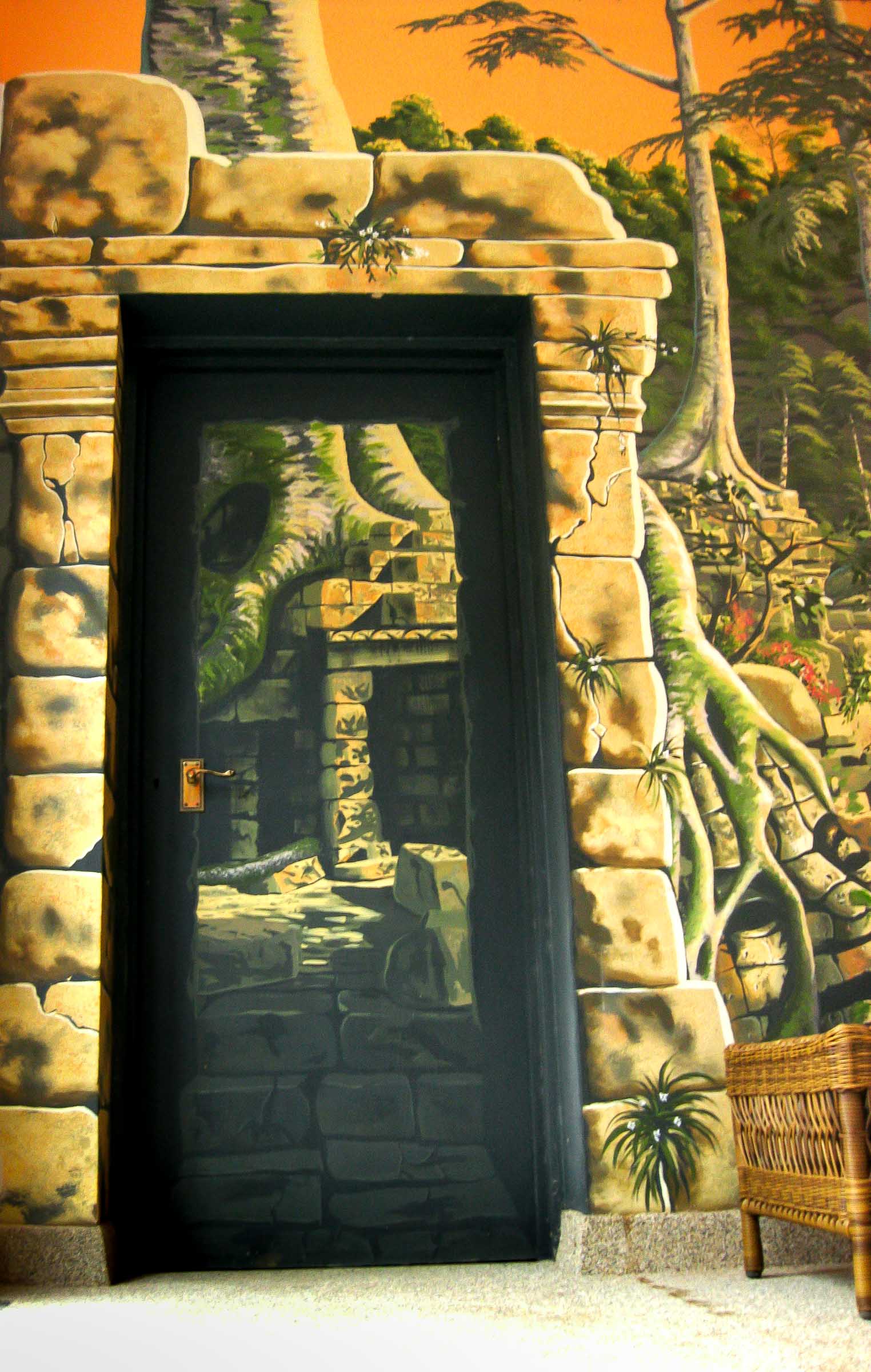 Disguised doorway in Temple Ruins mural