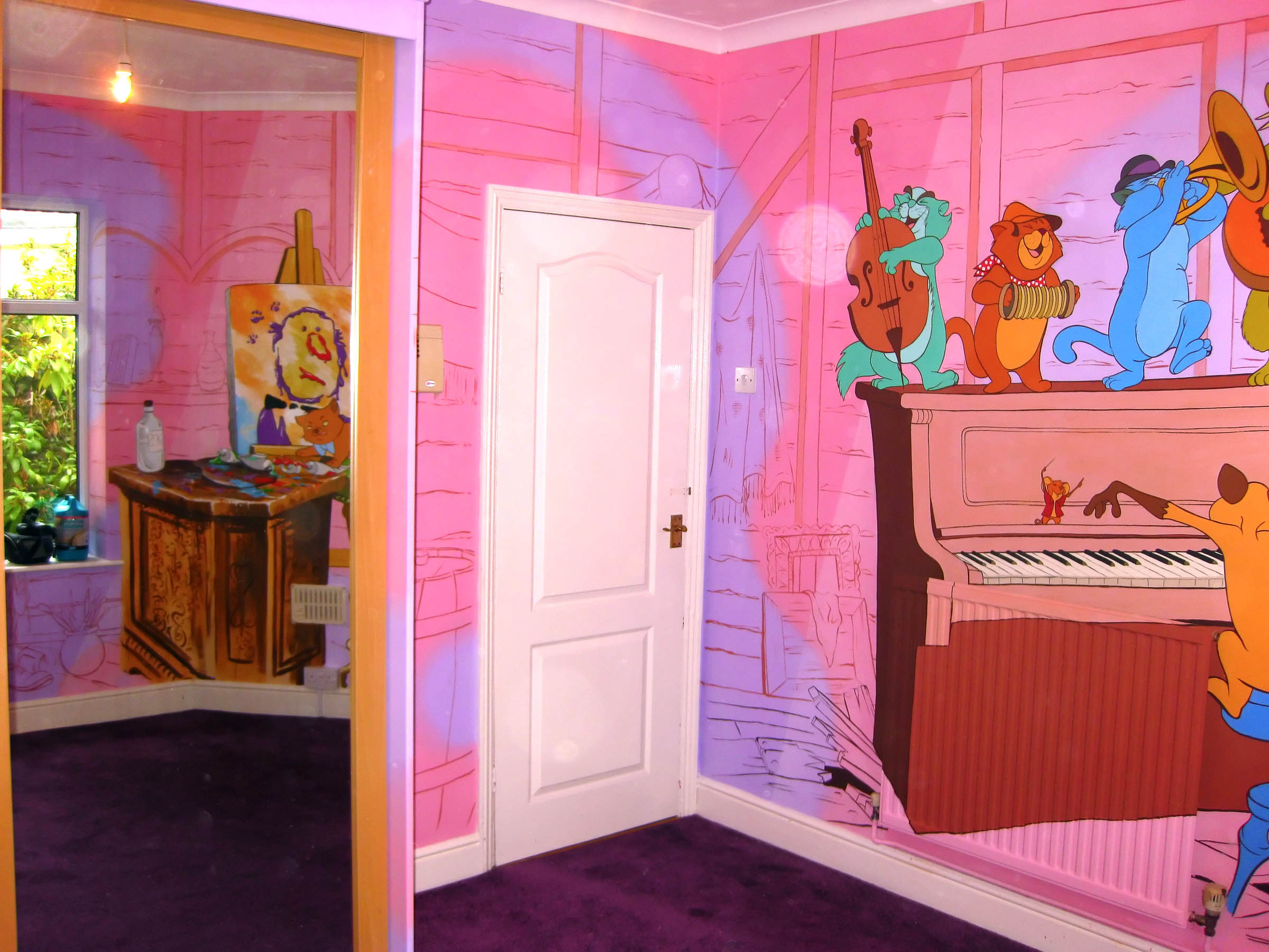 Entrance door into the aristocats room