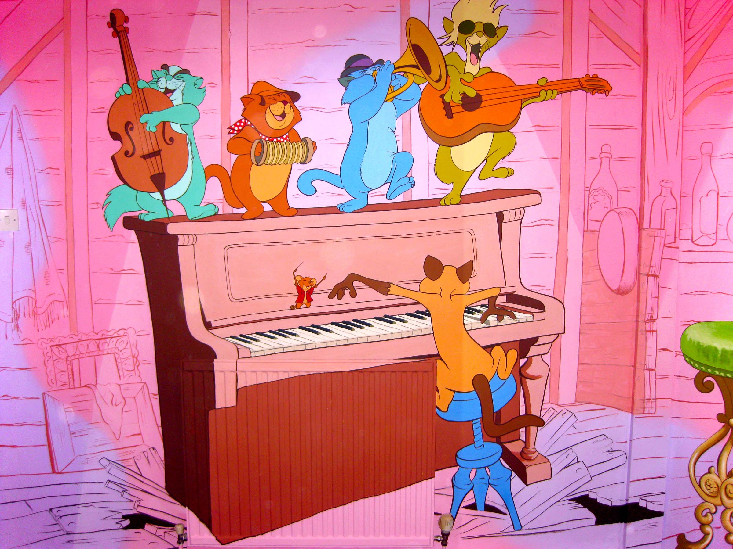 This part of the Aristocats mural disguises a radiator, and shows Scat Cat and his band, (Shun Gon, Hit Cat, Peppo and Billy bass) jazzing it up