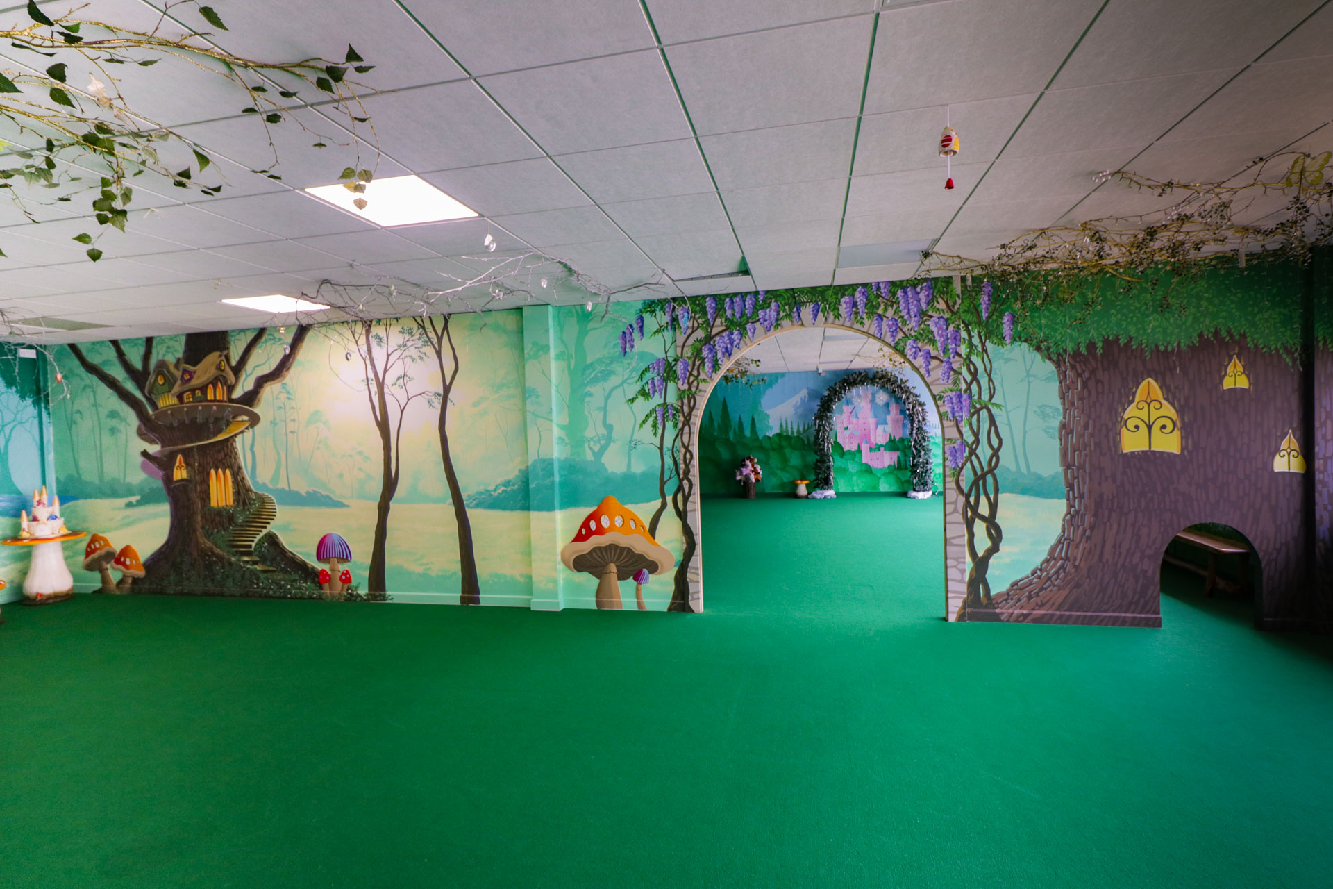 magic-forest-party-room-at-the-riverside-hub