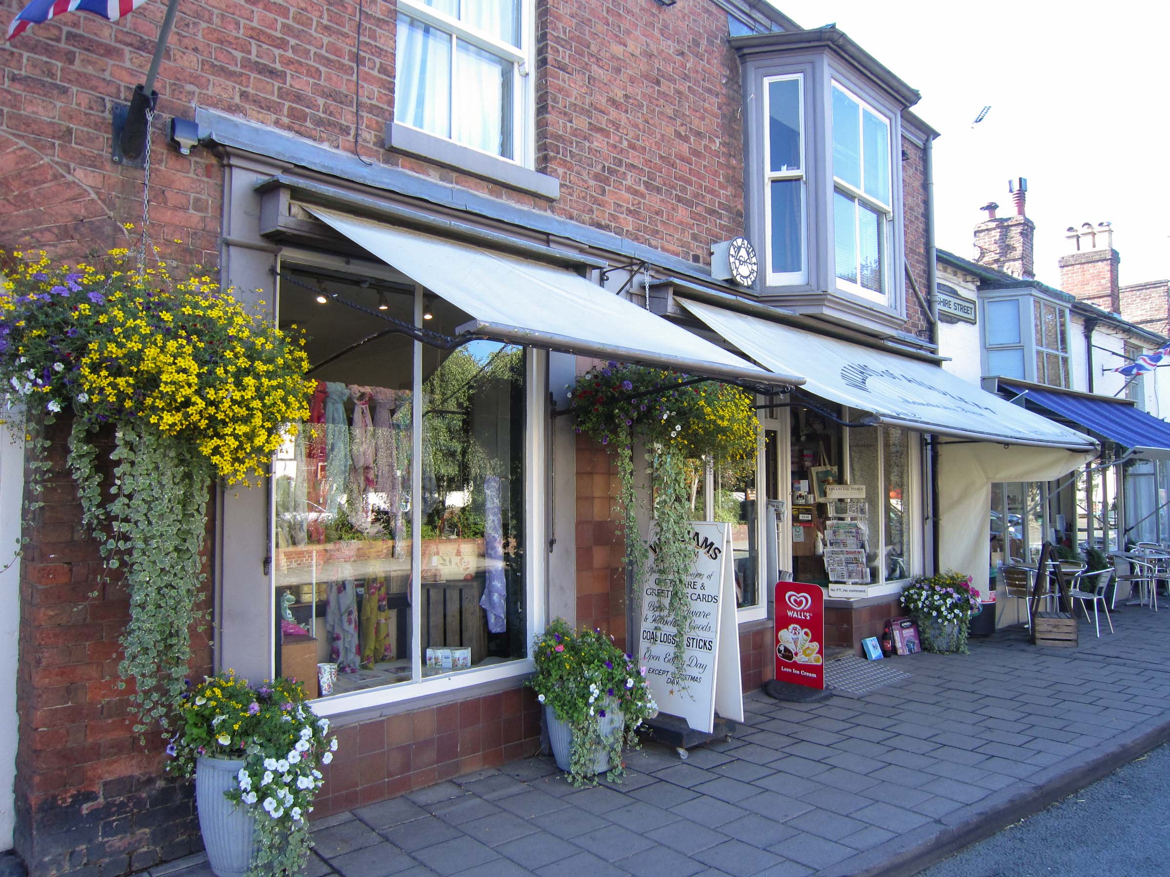 Williams of Audlem Mural - in bloom