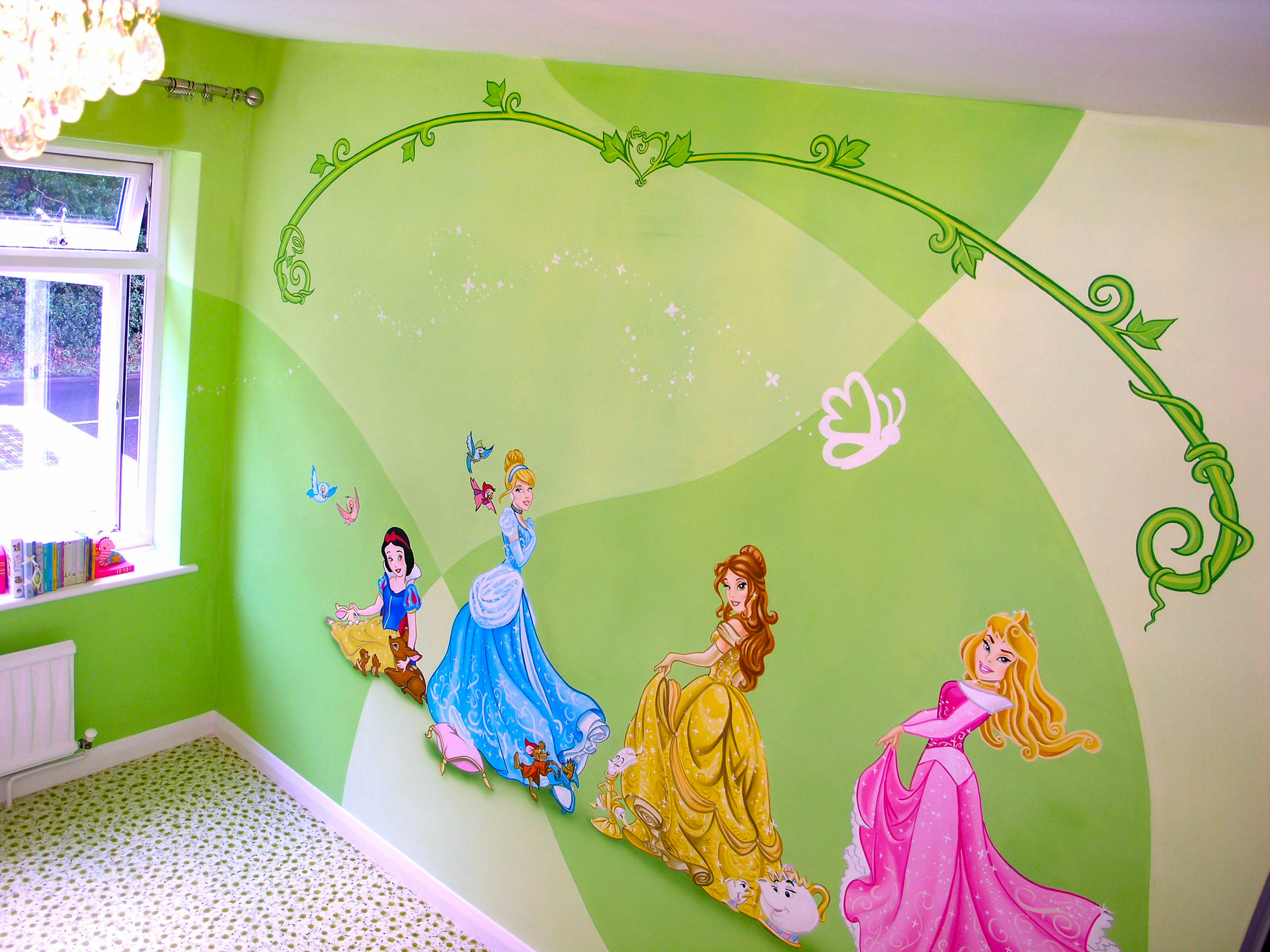 Mural Disney princesses snow white cinderella belle and aurora