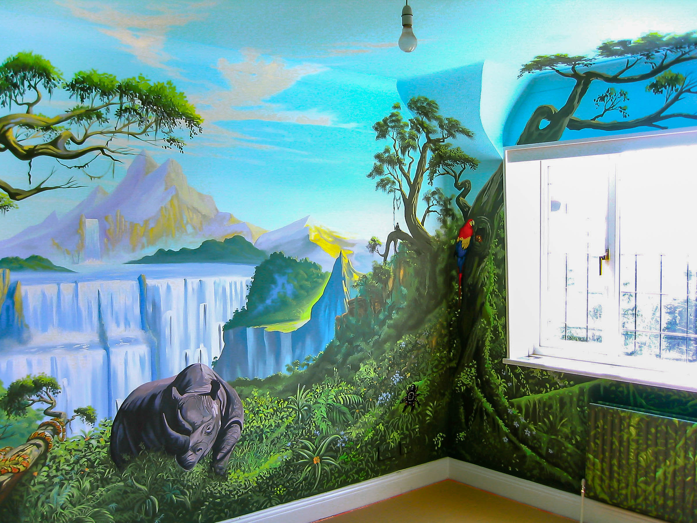 Jungle Wall Mural showing the "parrot" corner
